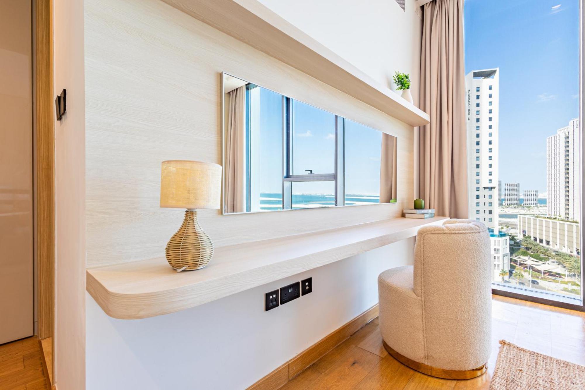 Luxurious 2 Bdr - Reem Nine - Full Mangroves & Sea Views - - Table Pool - Sauna - Cinema - Big Gym - Calisthenics