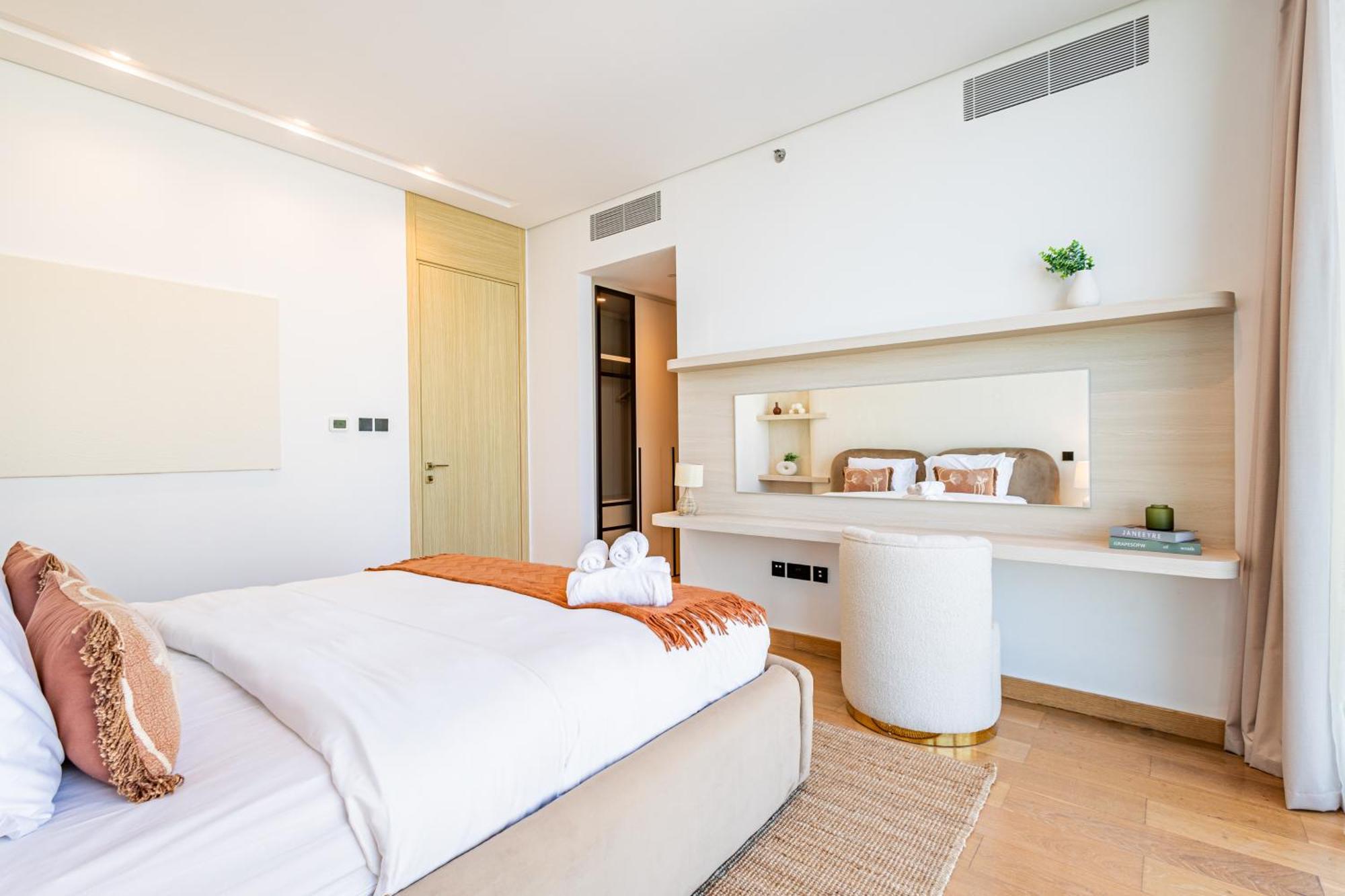 Luxurious 2 Bdr - Reem Nine - Full Mangroves & Sea Views - - Table Pool - Sauna - Cinema - Big Gym - Calisthenics